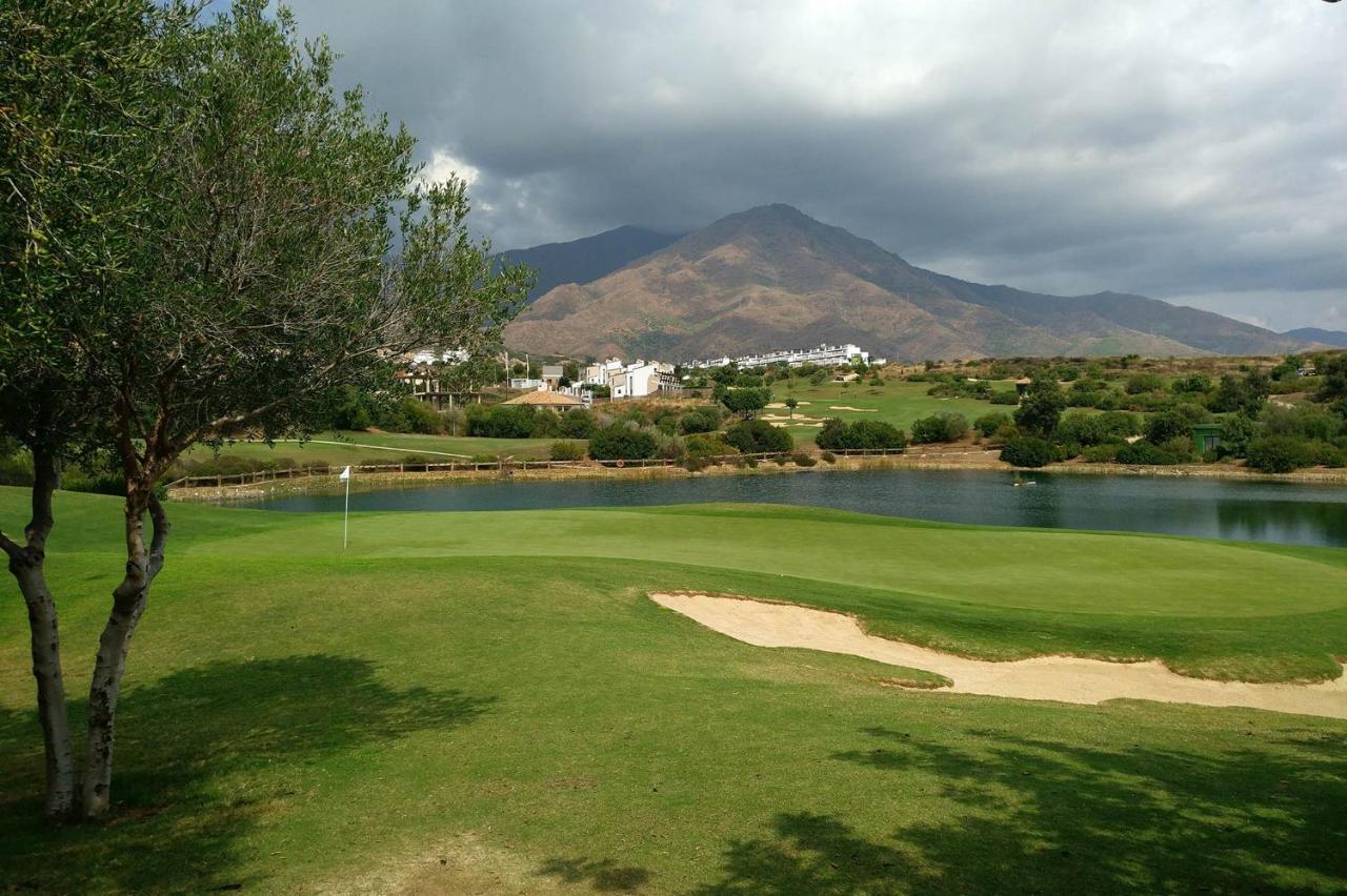 Apartamento Estepona Golf Eksteriør bilde